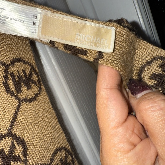 Michael Kors shoes and scarf set Brown and Tan women’s Shoes - Picture 16 of 16